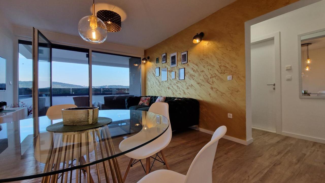 Apartman Marcelina 2 In Trogir Exterior foto